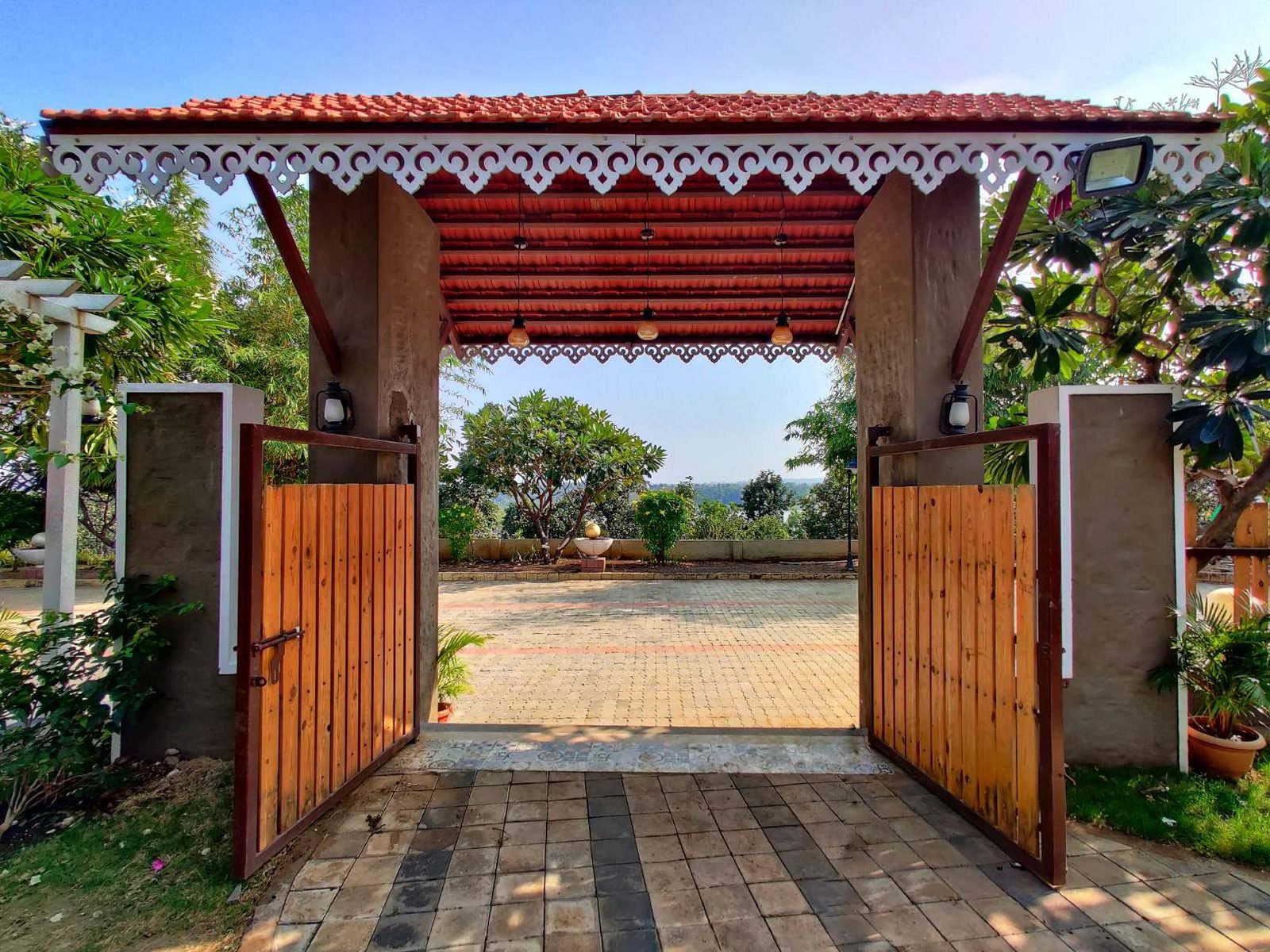 Parking & Valet at Mangli Lake Farm