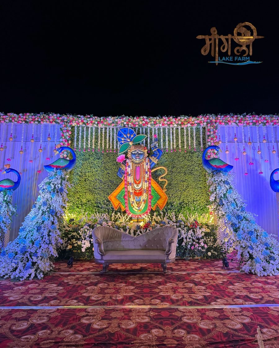 The lakeside stage at Mangli Lake Farm
