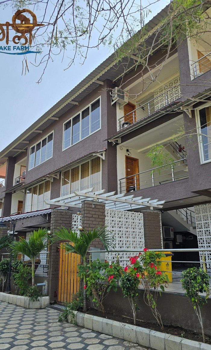 Farmhouse Stays at Mangli Lake Farm