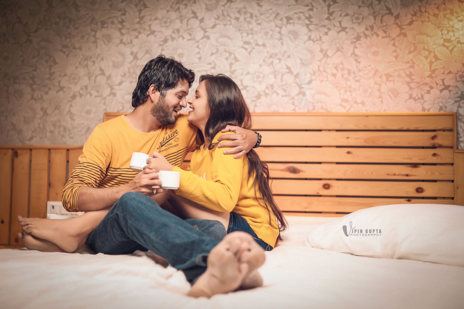 Pre-wedding shoot, morning coffee at Mangli Lake Farm